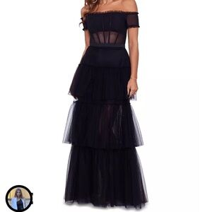 BNWT Betsy & Adams navy blue formal gown.